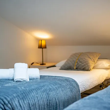 Pied-a-terre Saint Michel Apartament *