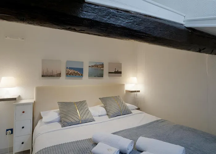 Pied-a-terre Saint Michel Apartmán *